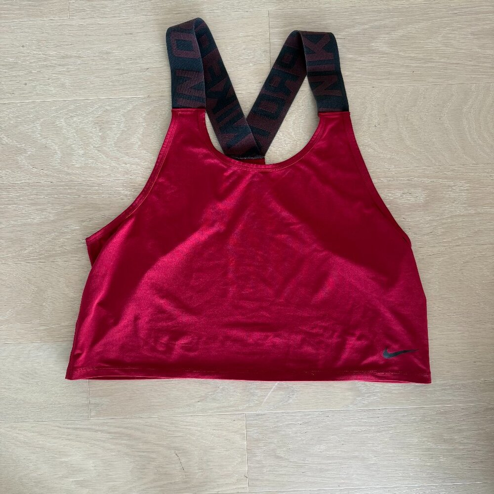 Nike Pro Intertwist Tank - Medium - red